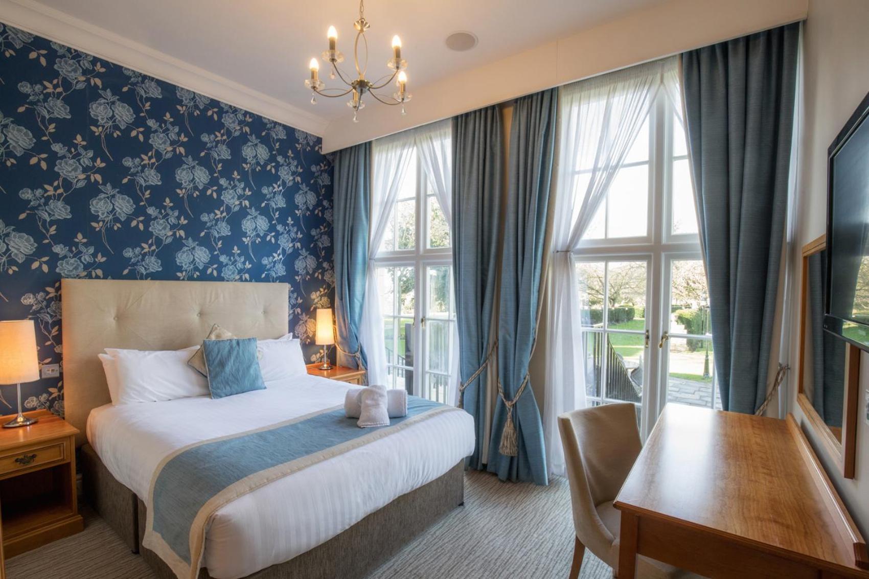 Hazlewood Castle & Spa Tadcaster Exterior photo